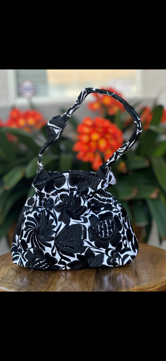 BOLSA NUDO/KNOT PURSE